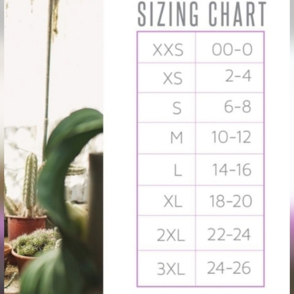 LuLaRoe Carly Hi-Low Black Sparkle Swing Dress Size X-Small - Picture 8 of 8